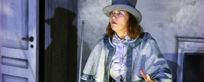 Et Juleeventyr - børneteaterforestilling på Teaterbygningen i Køge torsdag 17. december 2026. Scrooge elsker penge og hader julen!